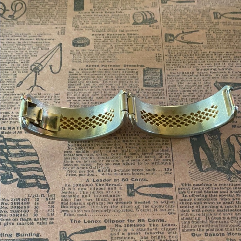 Bracelet; Latch; Cheetah Pattern - Picture 7 of 8